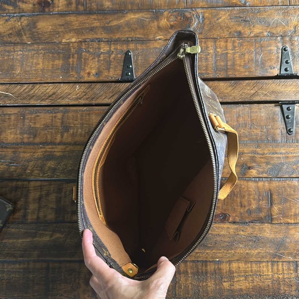 Louis Vuitton Brown Monogram Shoulder Bag - Picture 8 of 10